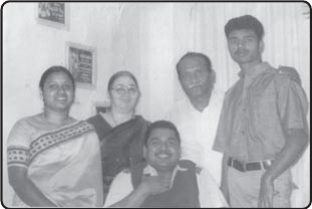 Photograph from page 7 of Eetharamlo Kreesthu Prabhuni Saakshulu